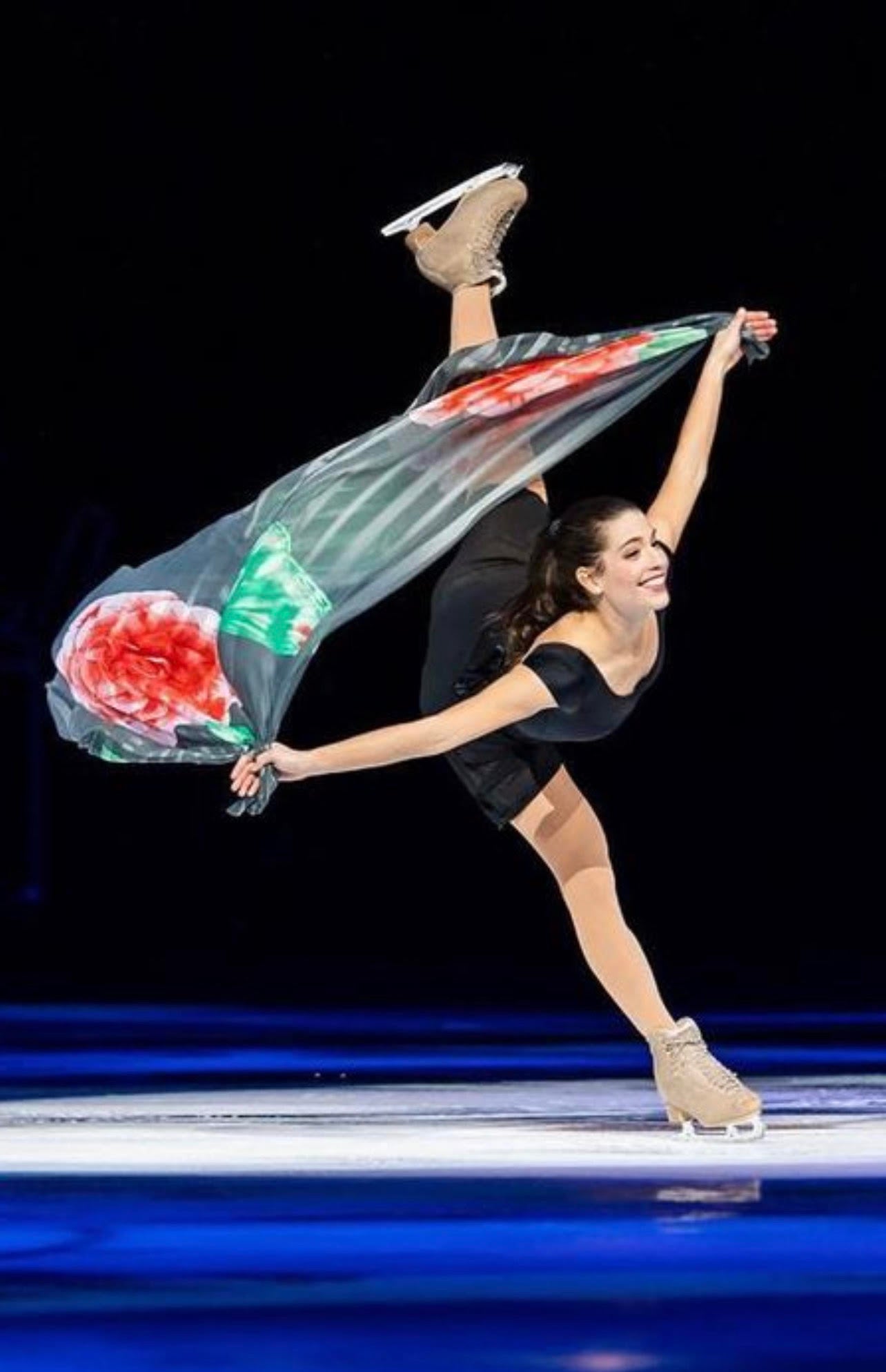 Resumed Dreams:  Alissa Czisny's Return to the Ice - Isophit